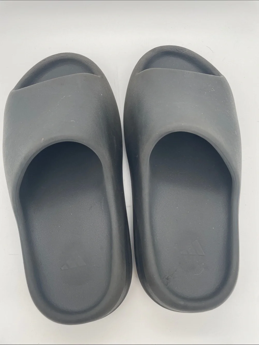 Yeezy Foam Slide Sandals - Black 40